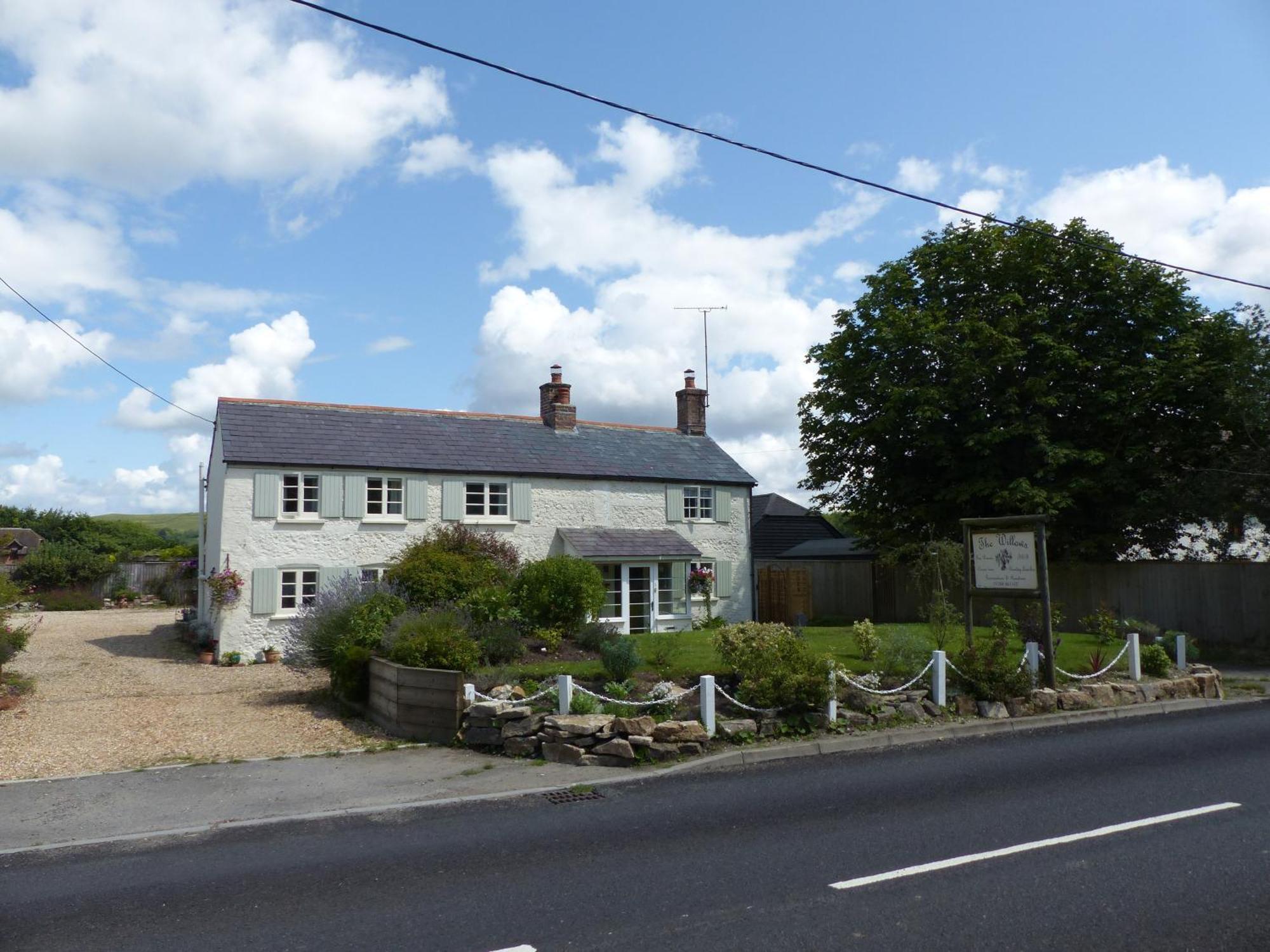 The Willows Shillingstone Exterior photo